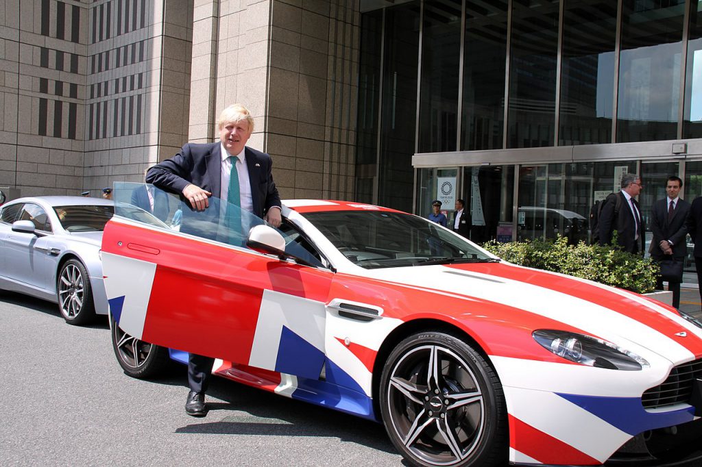 首相強生(Boris Johnson)會把車開到哪?開多遠?(圖/UK in Japan- FCO/CC BY 2.0)
