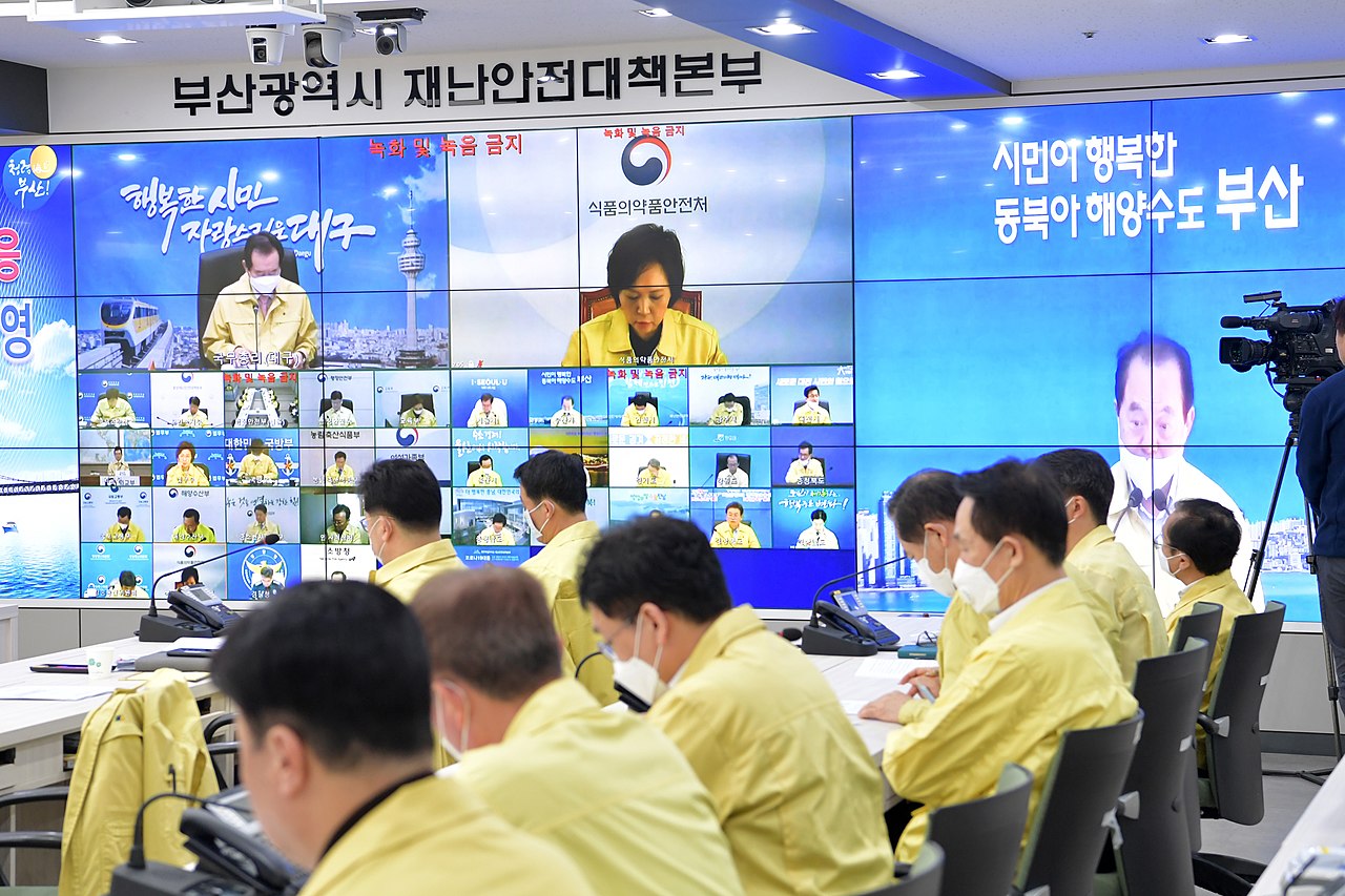 開始罰不戴口罩　韓國疫情升溫調高防疫等級