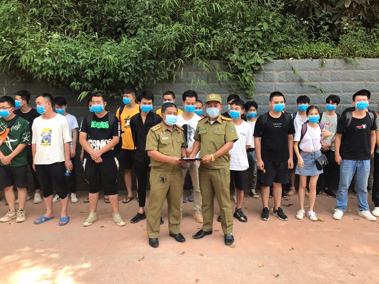 為躲防疫隔離　中國工人和賭客違法闖寮國金三角經濟特區