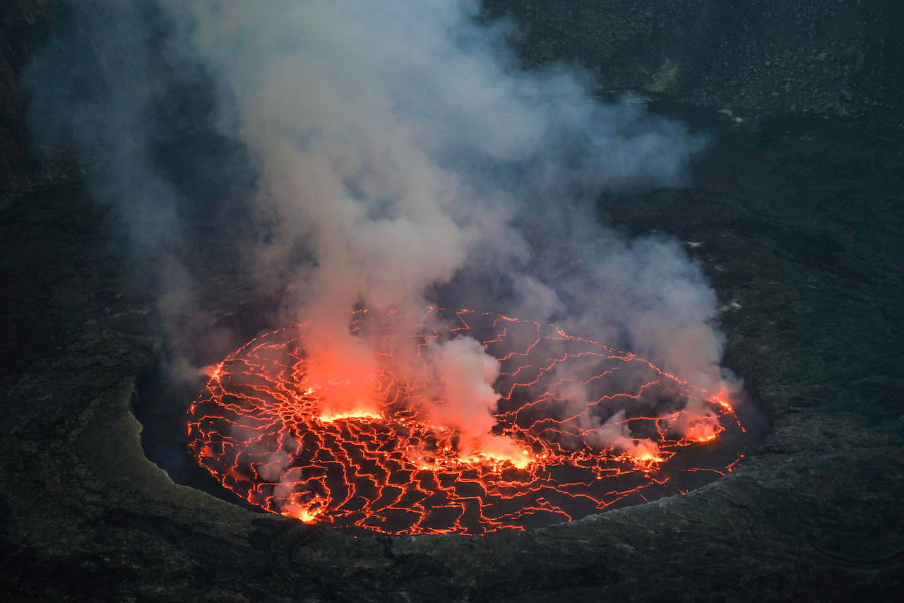 時隔20年　剛果最危險火山再度爆發
