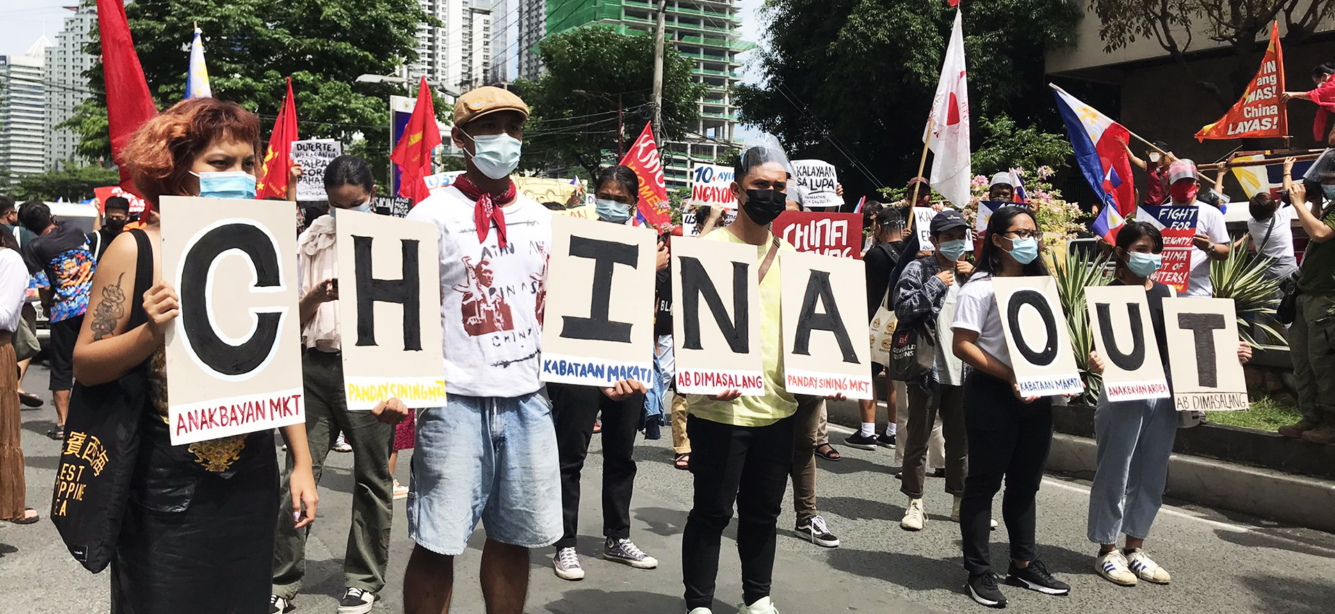 菲律賓獨立日齊聲抗議中國　前拳王參議員狠批杜特蒂對中軟弱