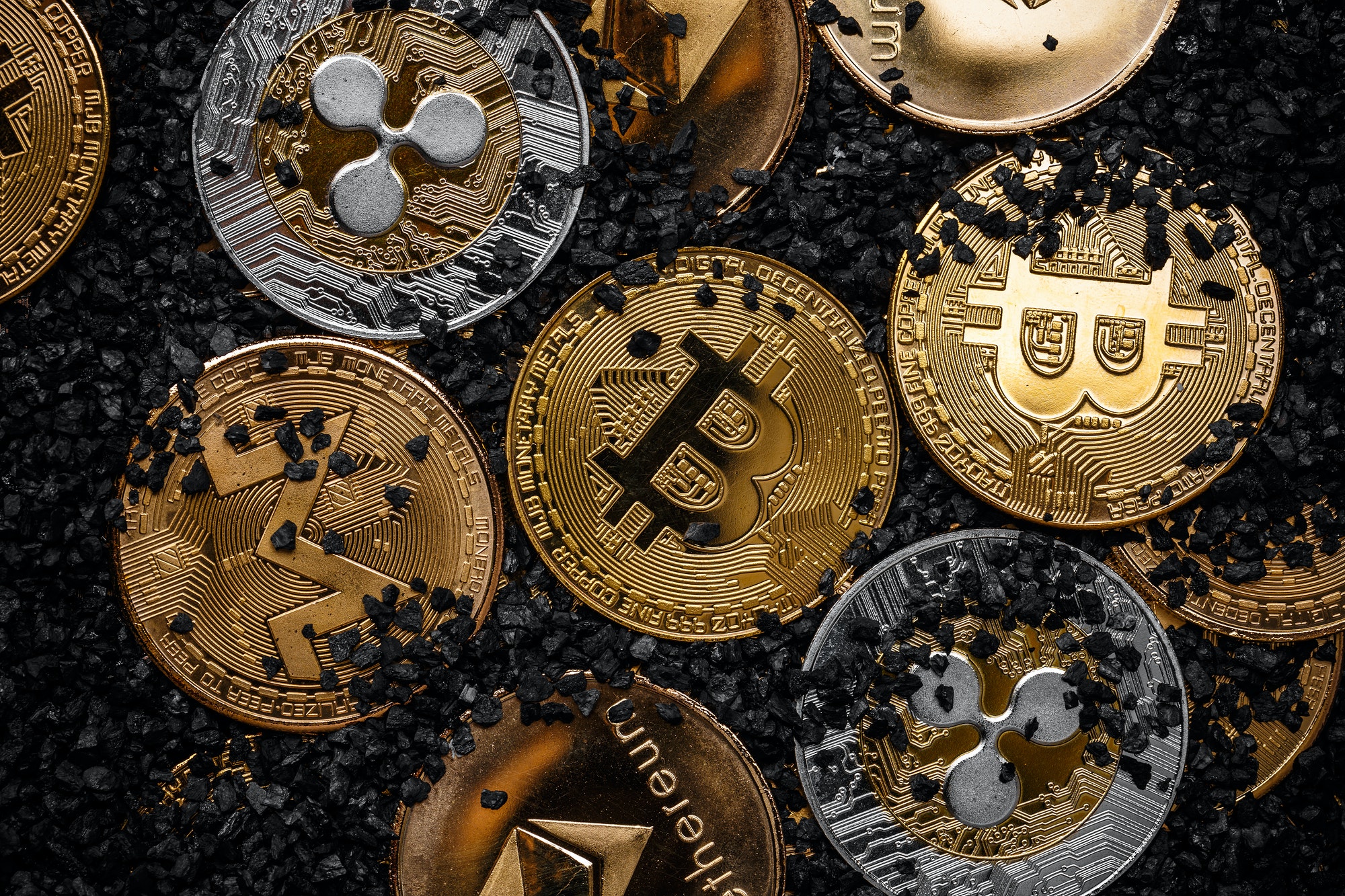 比特幣等加密貨幣進逼　各國央行加緊開發自家數位貨幣