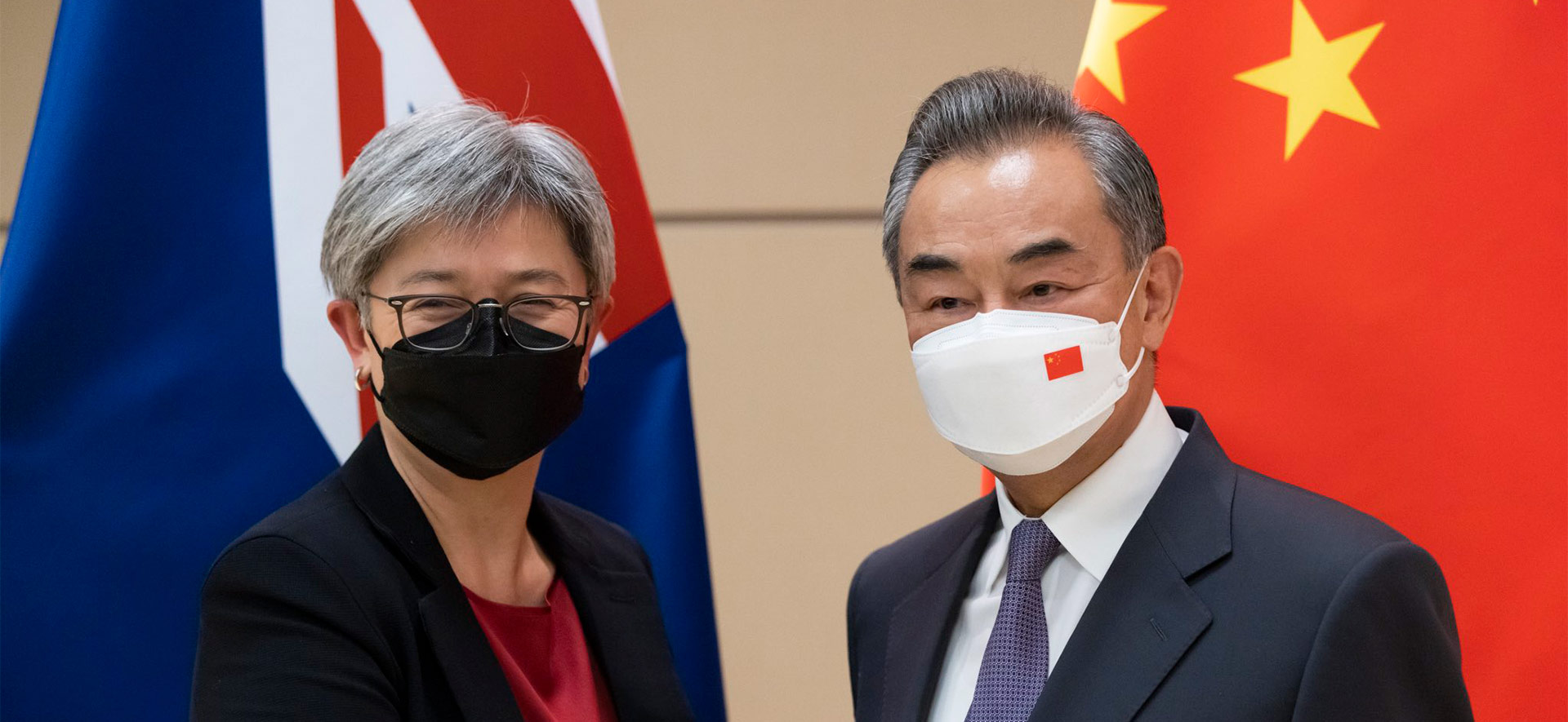 中國對澳洲伸出橄欖枝？王毅表達中國有意與澳解決分歧