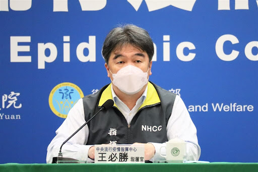 防疫鬆綁邁向全面解封 20日起輕症免隔離、免通報