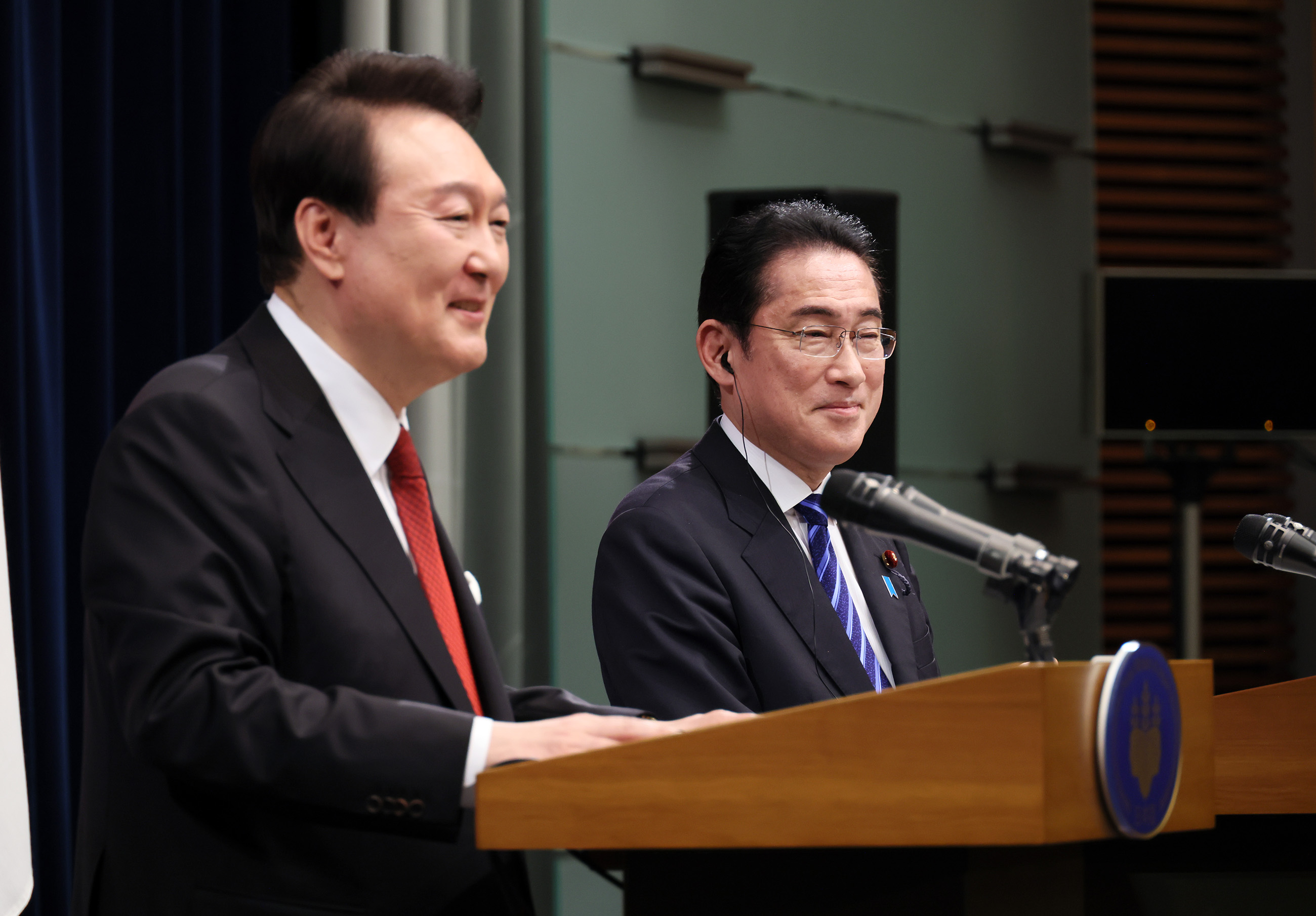 尹錫悅達成日韓峰會必要條件　提著「徵用工解決方案」訪岸田文雄