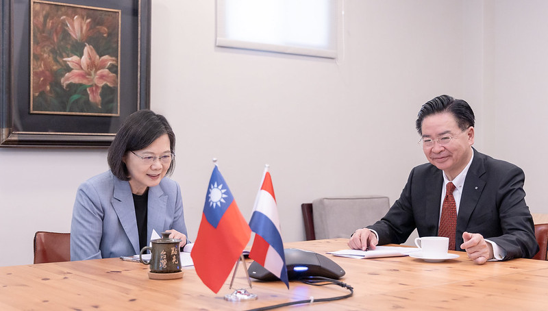 外交部長吳釗燮表示,將邀請巴拉圭總統當選人貝尼亞訪台,在貝尼亞8月舉辦就職典禮之前就有可能來台/圖:總統府提供