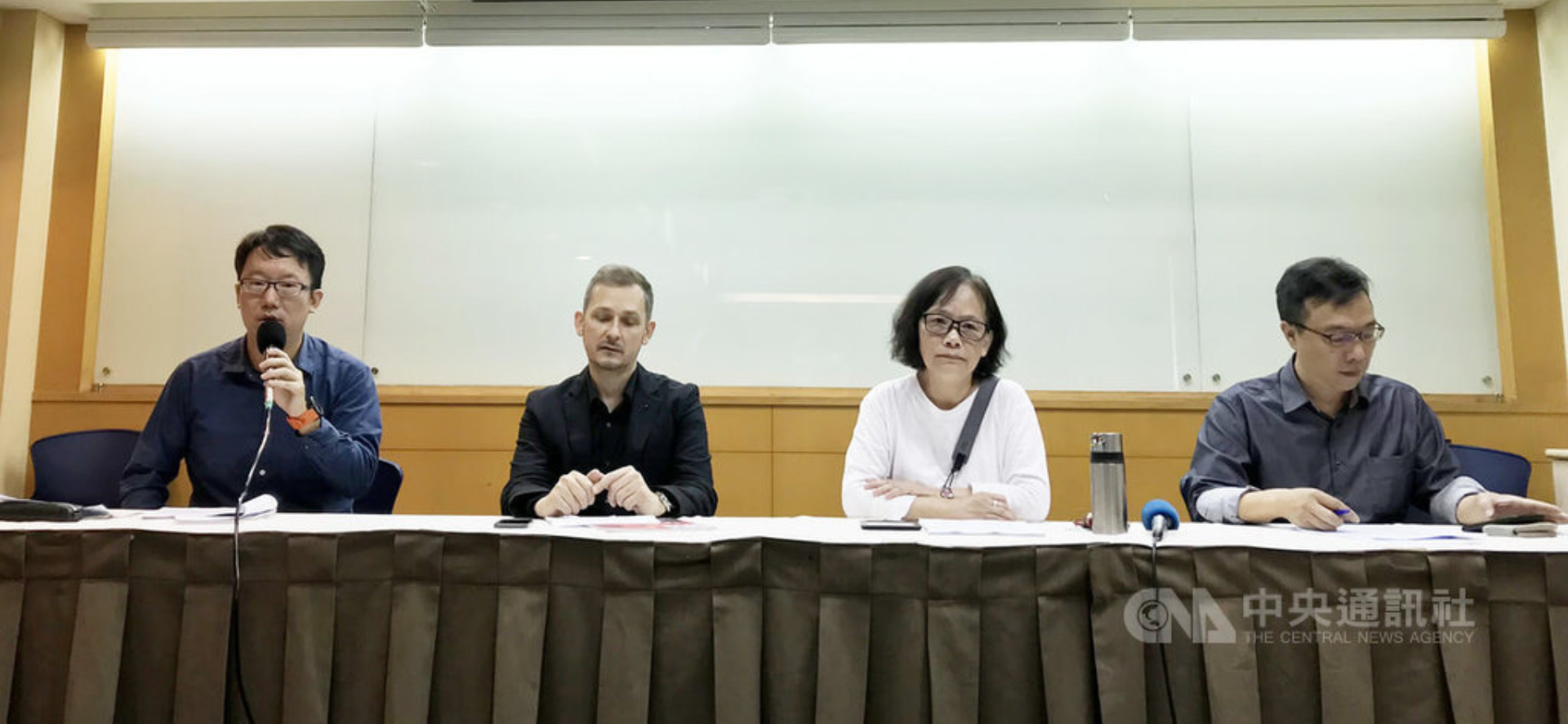 八旗文化富察赴中失聯近50天　文化界逾 350 人連署聲援