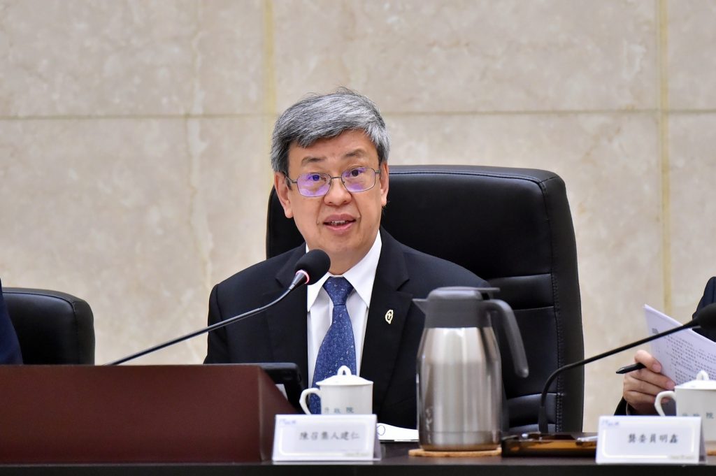 針對近日學生選舉政見出現性別歧視言論，陳建仁表示，教育部應檢討校園教職員與學生關於性別平等意識推動情形，思考未來更為落實的做法。／圖：行政院提供