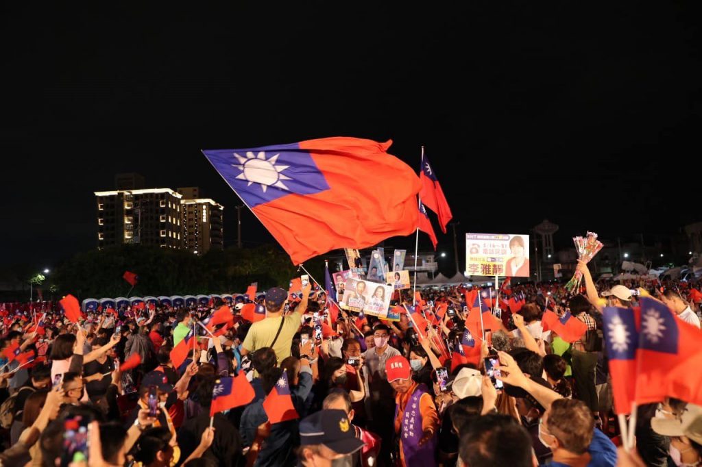 郭台銘首場造勢活動，支持者前往晚會現場支持，多位高雄市議員也現身站台／圖：郭台銘辦公室提供