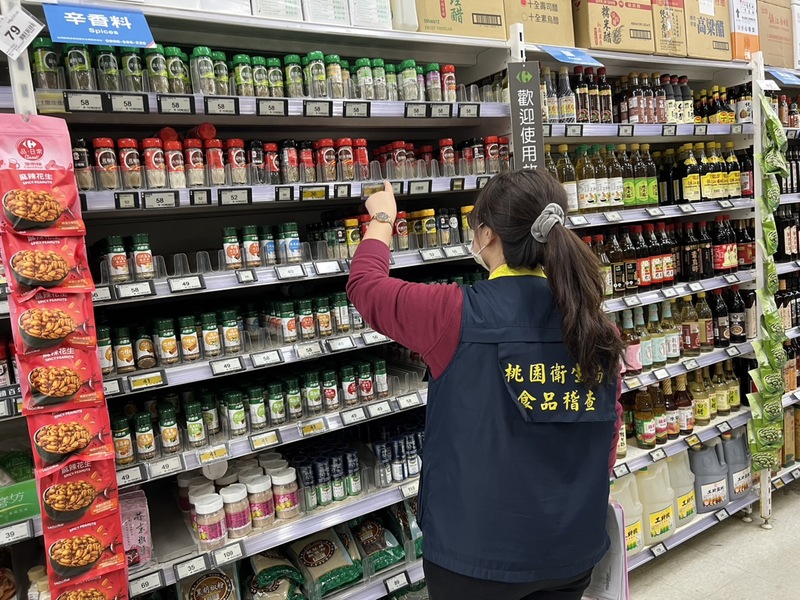蘇丹紅風暴延燒　海底撈中標急下架自家「血旺調味料」