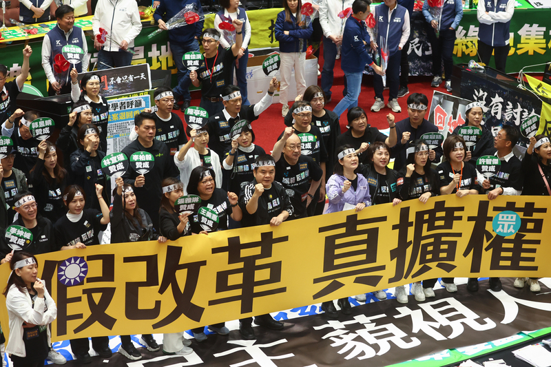 國會擴權法案　總統核可行政院覆議　民團呼籲回歸實質討論