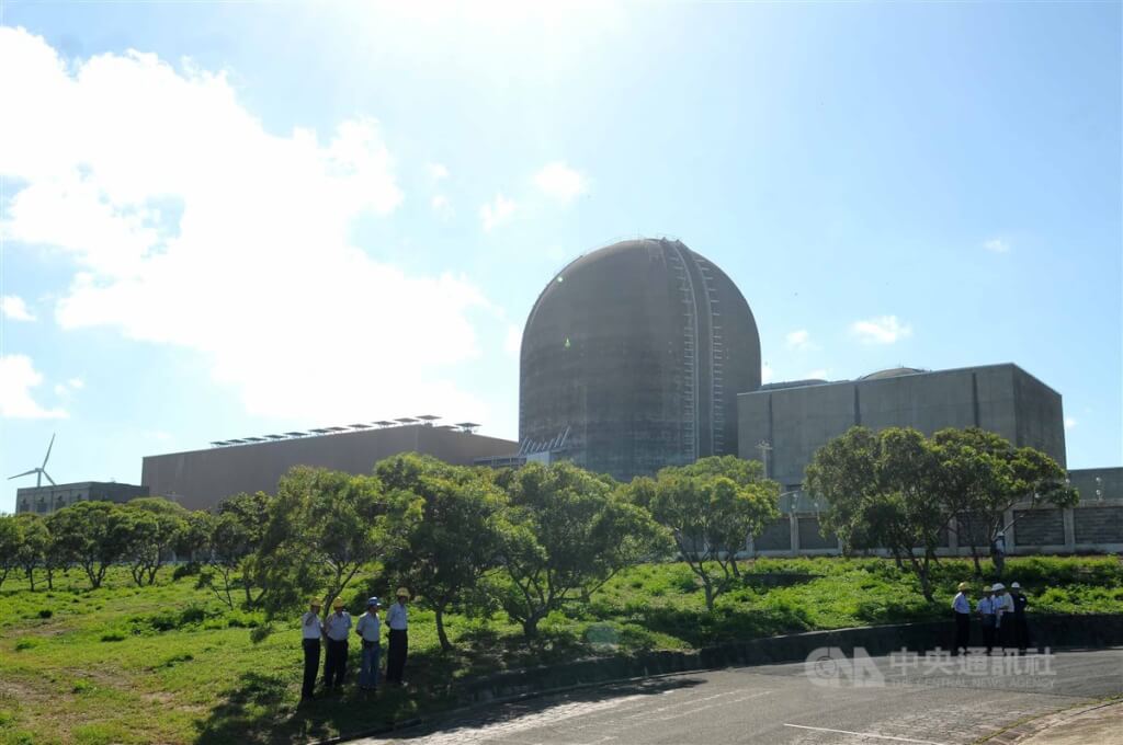 藍委稱核三除役恐阻外商投資　王定宇：再生能源才是國際主流