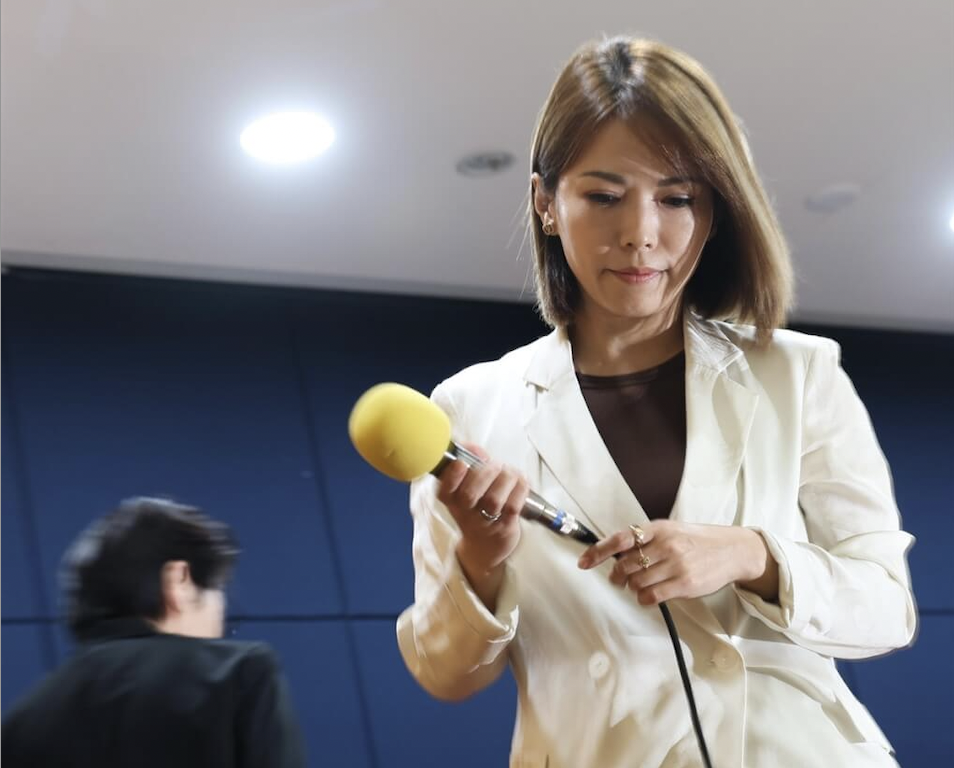 針對助理薪資浮報爭議，民眾黨發言人陳智菡回應，核對確實發現有些錯誤，不完全都屬於浮報，也有短報，統整好後將一併向監察院補申報。／圖：中央社
