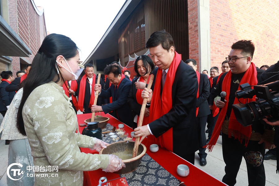 跟中國要飯？陳玉珍大砍總預算後　急赴廈門向國台辦主任「爭取中客」